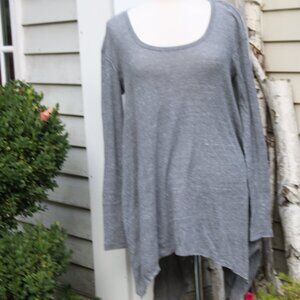 Free People Grey Heather Scoop Neck Shark Bite Hem Long Sleeve Knit Tunic Sz S